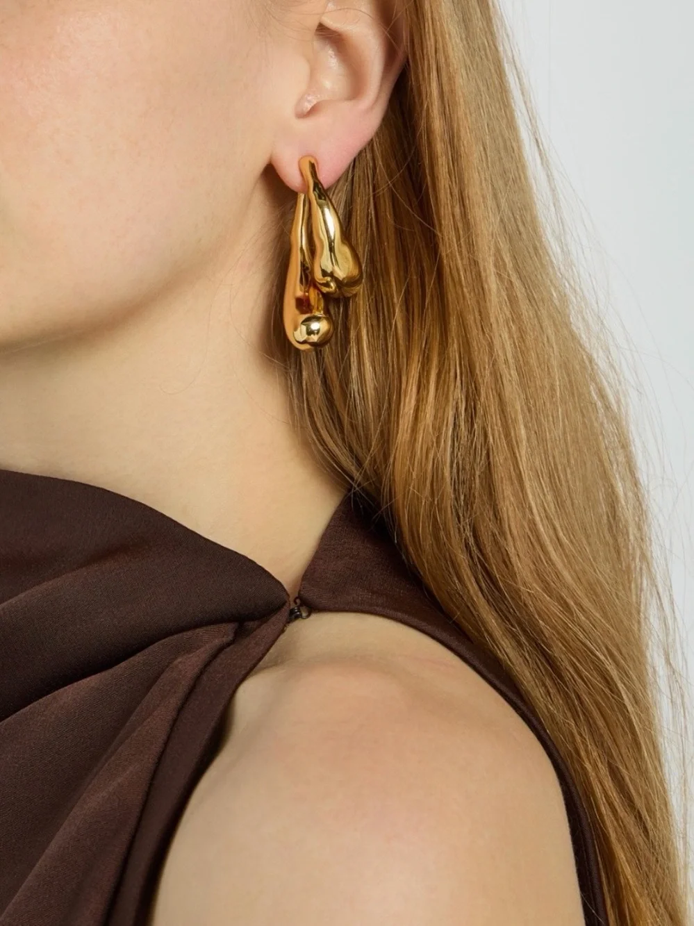 Alexis Bittar Molten Gold Scoop Front Back Earring_8